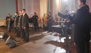 В Алматы хор Валаамского монастыря спел вместе с рок-группой Motor-Roller