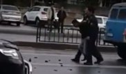 Задержание пьяного угонщика престижного авто в Караганде попало на видео