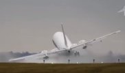 Видео опасной посадки Boeing в аэропорту Праги появилось в Сети