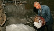 Власти Китая отменили закон о цене на соль, принятый до нашей эры