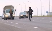 Журналисты стали свидетелями зрелищной погони за должником в Алматы