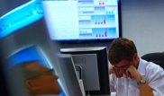Цена на нефть упала ниже 50 долларов за баррель