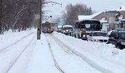 В Усть-Каменогорске из-за снежного коллапса подорожало такси