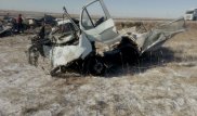 Жуткая авария на трассе Алматы - Астана: два человека погибли, один пострадал