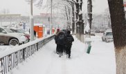 Около 70 человек пострадали из-за непогоды в Алматы