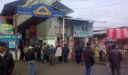 Казахстанцы пострадали при обрушении кровли на рынке "Дордой" в Бишкеке