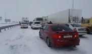 700 машин застряли на трассе Щучинск - Астана
