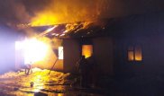Крупный пожар в Алматы: Взрыв газового баллона стал причиной распространения огня