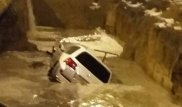 Хозяина улетевшего в яму Lexus оштрафовали в Костанае