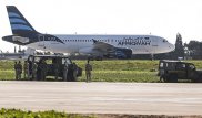 Угонщики ливийского самолета отпустили пассажиров