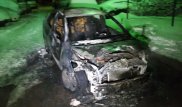 Автомобиль горел во дворе жилого дома в Алматы