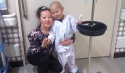 Слезы душат от обиды: В Астане мать с детьми выселяют из-за временной регистрации
