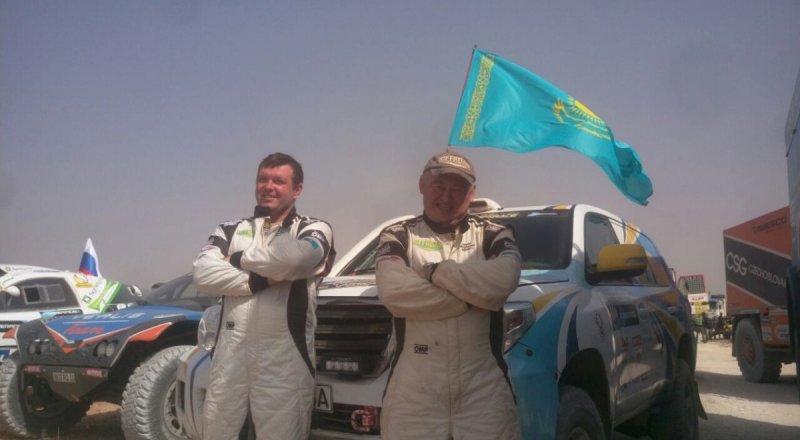Андрей Чипенко и Марат Абыкаев. Фото предоставлено командой Off Road Kazakhstan