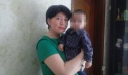 Алматинке грозит крупный штраф за отказ отдать приемного ребенка