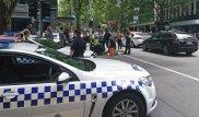 Автомобиль въехал в толпу пешеходов в Мельбурне