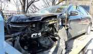 Водитель Toyota снес ограждение на проспекте Аль-Фараби