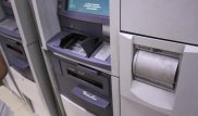 В Qazkom и "Банке Астаны" рассказали о "съеденных" банкоматом 500 тысяч тенге