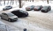 Водитель выбрал "удачное" место для парковки: История о побитом семь раз авто
