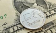 Рубль укрепился до уровня середины 2015 года