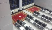Появление ковров с надписью "не наступать" объяснили в аэропорту Алматы