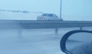 Выехавшие на "встречку" водители в Астане возмутили автолюбителей