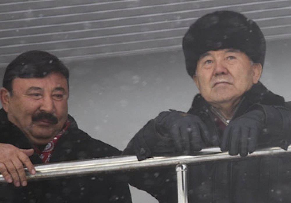 Темирхан Досмухамбетов и Нурсултан Назарбаев. Фото Владимир Дмитриев ©
