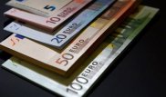 Евро рухнет при победе Ле Пен на выборах во Франции - эксперты