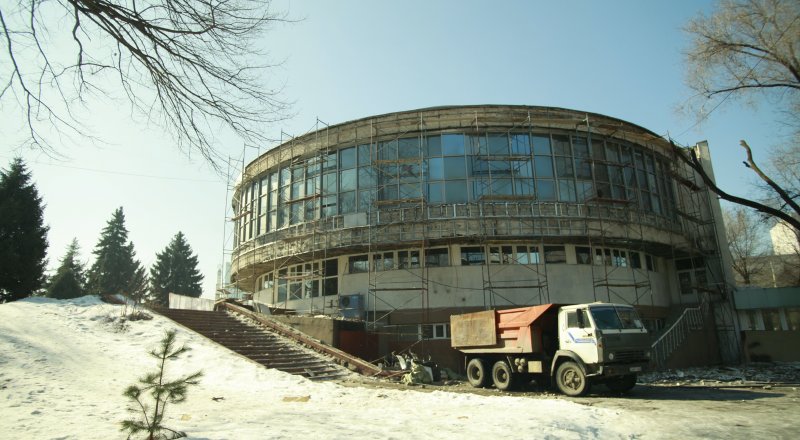 Здание Дворца бракосочетания в Алматы начали реконструировать. Фото Tengrinews.kz