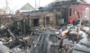 Женщина забыла двухлетнего ребенка в горящем доме в Усть-Каменогорске