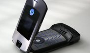 По примеру Nokia. Могут "воскресить" легендарную модель-раскладушку Motorola