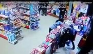 Нападение на супермаркет в Талгаре попало на видео: продавщица обезоружила грабителя