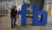 Подростки проникли в штаб-квартиру Facebook и сняли об этом видео
