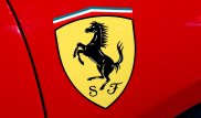 Сотрудницы Сбербанка пытались купить Ferrari после крупной аферы - СМИ
