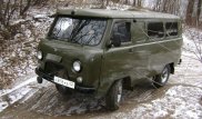 УАЗ с 14 людьми упал в реку в Карагандинской области