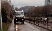 В Алматы уволили водителя "поливалки", облившего пенсионерку с внуком