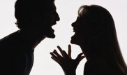 Астанчанин выкинул шкаф из окна 13-го этажа, поссорившись с женой 