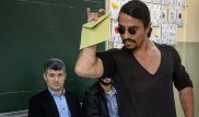 Турецкий повар-мачо проголосовал своим фирменным жестом на референдуме