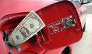"КазМунайГаз" объявил о снижении цены на бензин