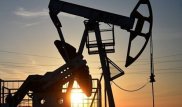 Нефть дешевеет из-за опасений глобального переизбытка "черного золота" на рынке