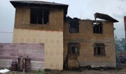 Спасатели вынесли из горящего в Алматы коттеджа чудом не взорвавшиеся газбаллоны