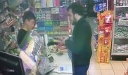 Полиция изучила видео "фокуса с 10-тысячной купюрой" в магазине Астаны