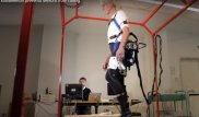 Ученые создали экзоскелет для пенсионеров