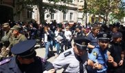 В украинских городах разогнали гей-парады