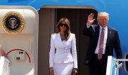 Меланья Трамп отмахнулась от руки мужа после приземления в Израиле