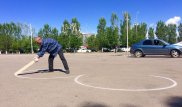 Дядя Саша, который рисует сердечки. Тайный художник Астаны рассказал, зачем он это делает
