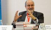 Автор теории "черных лебедей" дал казахстанцам совет, как решать проблемы