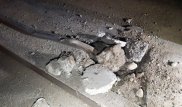 Отсутствие знаков перед ямой на проспекте Рыскулова в Алматы объяснили в "Су желiсi"