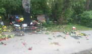 Вандалы устроили погром на могиле Виктора Цоя