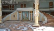 В Алматы выставлен на продажу 50-комнатный дом-дворец