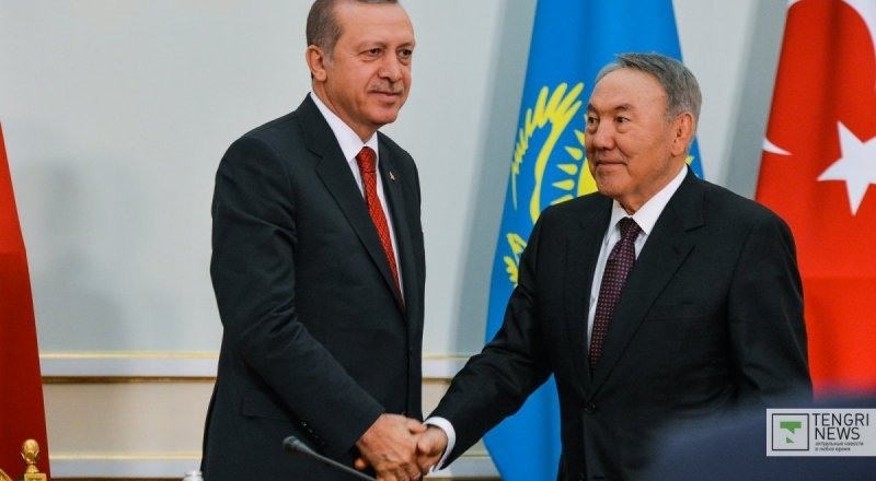 Нурсултан Назарбаев и Тайип Эрдоган. Фото Турар Казангапов ©